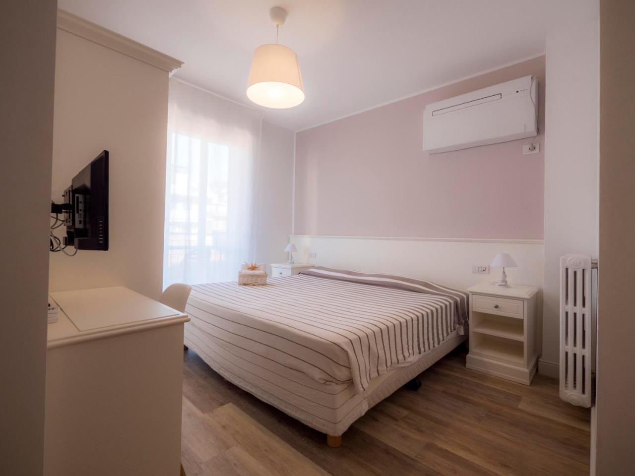 Hotel Continental Pietra Ligure