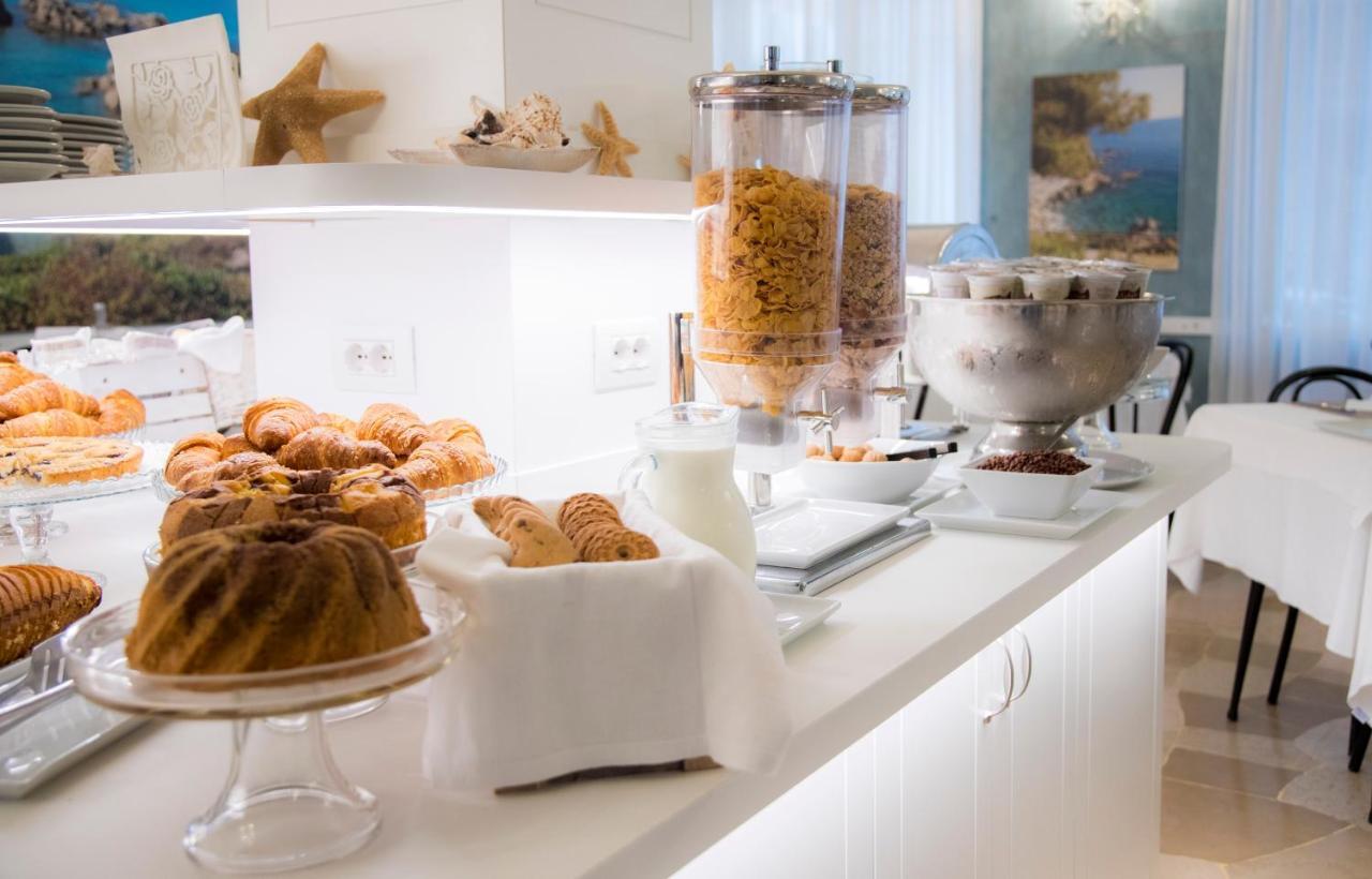 Continental Hotel Pietra Ligure